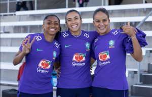 Serviços públicos federais terão horário especial nos dias de jogo do Brasil no Mundial Feminino