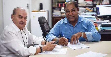 CCT reajusta salário de seis mil comerciários de Andradina e região